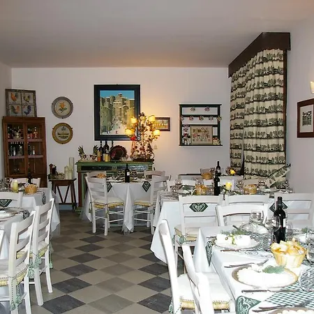 Le Torri ホテル 4*